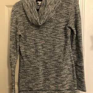 Long sleeve sweater